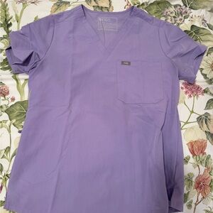 Figs Lavender Dew Catarina - One-Pocket Scrub Top